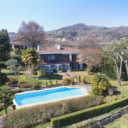 Sleeps 8 Pool Wifi * Nebbiuno