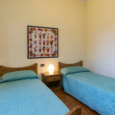 Villa Sleeps 8 Pool Wifi Nebbiuno