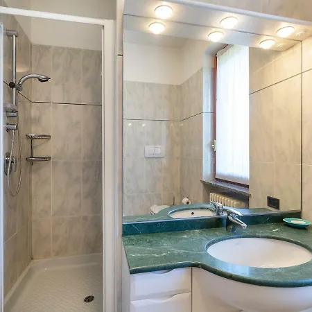 Sleeps 8 Pool Wifi Willa